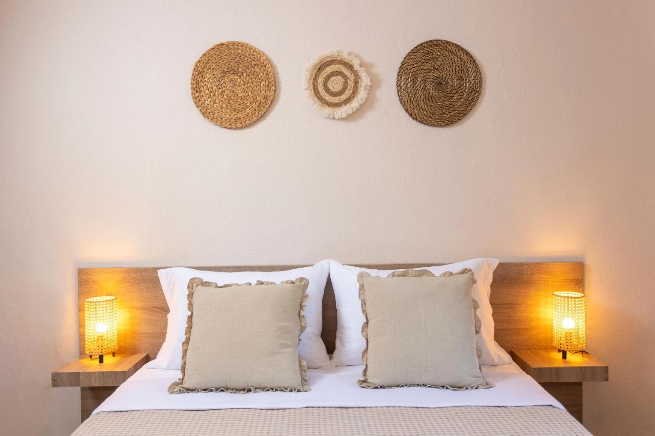 Olivia Apartments Pefkochori Ngoại thất bức ảnh
